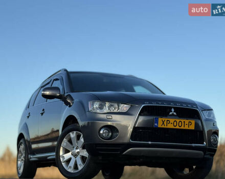 Серый Мицубиси Аутлендер, объемом двигателя 2.2 л и пробегом 171 тыс. км за 12700 $, фото 7 на Automoto.ua