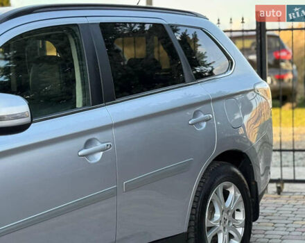 Серый Мицубиси Аутлендер, объемом двигателя 2.2 л и пробегом 188 тыс. км за 13500 $, фото 20 на Automoto.ua