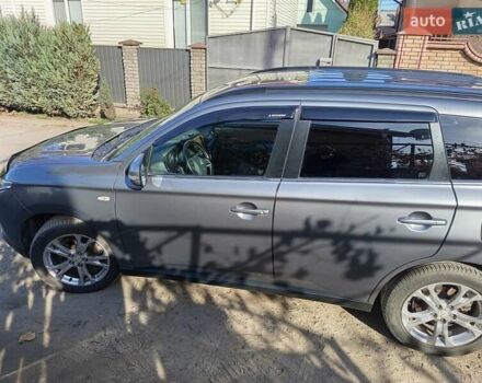 Серый Мицубиси Аутлендер, объемом двигателя 2.27 л и пробегом 240 тыс. км за 12150 $, фото 10 на Automoto.ua