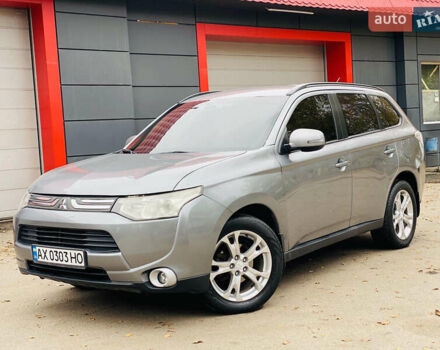 Серый Мицубиси Аутлендер, объемом двигателя 2.36 л и пробегом 131 тыс. км за 11800 $, фото 22 на Automoto.ua