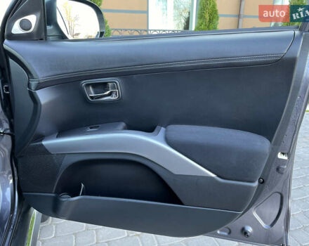 Серый Мицубиси Аутлендер, объемом двигателя 2.2 л и пробегом 186 тыс. км за 12350 $, фото 55 на Automoto.ua