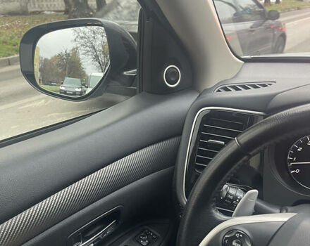 Сірий Міцубісі Аутлендер, об'ємом двигуна 2.4 л та пробігом 135 тис. км за 13500 $, фото 11 на Automoto.ua