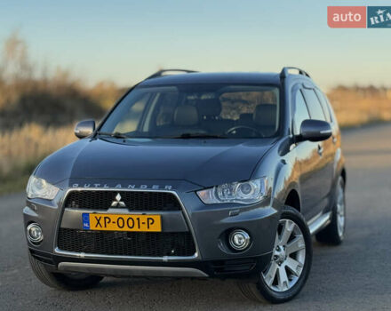 Серый Мицубиси Аутлендер, объемом двигателя 2.2 л и пробегом 171 тыс. км за 12700 $, фото 2 на Automoto.ua