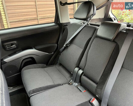 Серый Мицубиси Аутлендер, объемом двигателя 2.2 л и пробегом 186 тыс. км за 12350 $, фото 45 на Automoto.ua