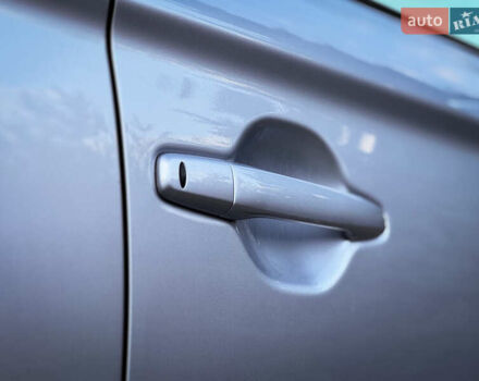 Серый Мицубиси Аутлендер, объемом двигателя 2.2 л и пробегом 189 тыс. км за 12800 $, фото 28 на Automoto.ua