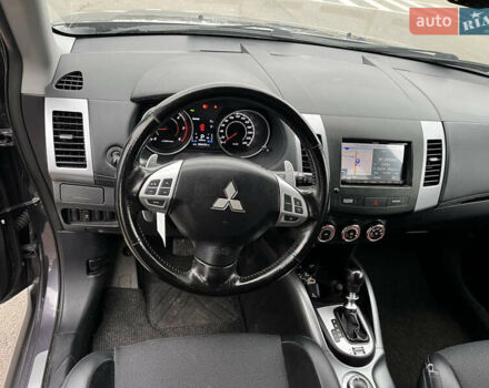 Серый Мицубиси Аутлендер, объемом двигателя 2.2 л и пробегом 206 тыс. км за 11999 $, фото 20 на Automoto.ua