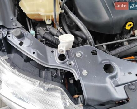 Сірий Міцубісі Аутлендер, об'ємом двигуна 2.2 л та пробігом 216 тис. км за 11250 $, фото 74 на Automoto.ua