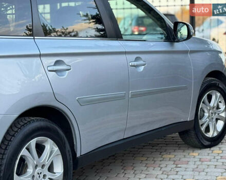 Серый Мицубиси Аутлендер, объемом двигателя 2.2 л и пробегом 188 тыс. км за 13500 $, фото 18 на Automoto.ua