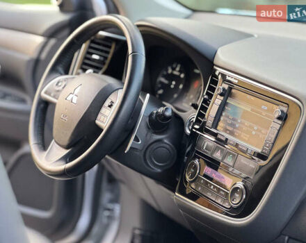 Серый Мицубиси Аутлендер, объемом двигателя 2.2 л и пробегом 188 тыс. км за 13500 $, фото 51 на Automoto.ua