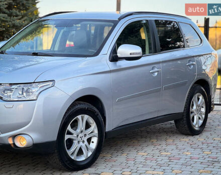 Серый Мицубиси Аутлендер, объемом двигателя 2.2 л и пробегом 189 тыс. км за 12800 $, фото 16 на Automoto.ua