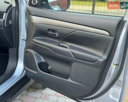 Серый Мицубиси Аутлендер, объемом двигателя 2.2 л и пробегом 188 тыс. км за 13500 $, фото 42 на Automoto.ua