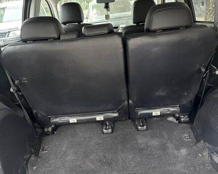 Серый Мицубиси Аутлендер, объемом двигателя 2.27 л и пробегом 207 тыс. км за 11000 $, фото 6 на Automoto.ua