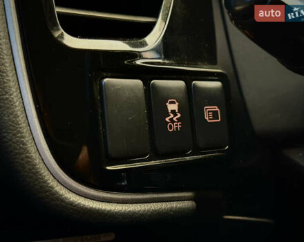 Сірий Міцубісі Аутлендер, об'ємом двигуна 2.36 л та пробігом 225 тис. км за 10500 $, фото 26 на Automoto.ua