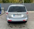 Сірий Міцубісі Аутлендер, об'ємом двигуна 2 л та пробігом 216 тис. км за 12000 $, фото 1 на Automoto.ua