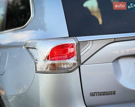 Серый Мицубиси Аутлендер, объемом двигателя 2.2 л и пробегом 189 тыс. км за 12800 $, фото 23 на Automoto.ua