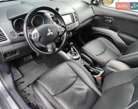 Сірий Міцубісі Аутлендер, об'ємом двигуна 2.2 л та пробігом 216 тис. км за 11250 $, фото 58 на Automoto.ua