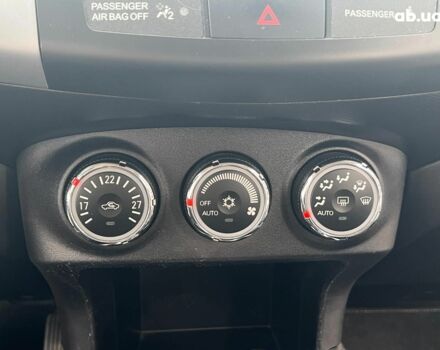 Мицубиси Аутлендер 2012 в Львове на Automoto.ua Серый Мицубиси Аутлендер, объемом двигателя 2.2 л и пробегом 169 тыс. км за 14500 $, фото 24 на Automoto.ua