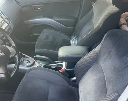 Серый Мицубиси Аутлендер, объемом двигателя 2 л и пробегом 136 тыс. км за 14999 $, фото 1 на Automoto.ua