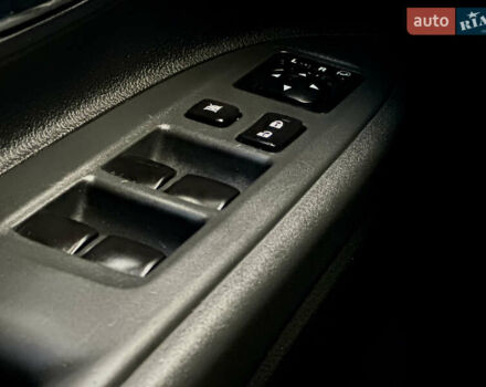 Сірий Міцубісі Аутлендер, об'ємом двигуна 2.36 л та пробігом 225 тис. км за 10500 $, фото 24 на Automoto.ua