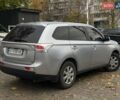 Мицубиси Аутлендер 2012 в Днепре (Днепропетровске) на Automoto.ua Серый Мицубиси Аутлендер, объемом двигателя 2 л и пробегом 216 тыс. км за 11700 $, фото 3 на Automoto.ua
