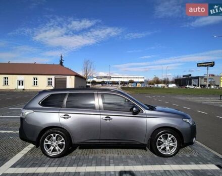 Міцубісі Аутлендер 2012 у Львові на Automoto.ua Сірий Міцубісі Аутлендер, об'ємом двигуна 2 л та пробігом 176 тис. км за 11500 $, фото 5 на Automoto.ua
