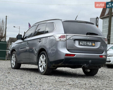 Серый Мицубиси Аутлендер, объемом двигателя 2.2 л и пробегом 190 тыс. км за 10800 $, фото 10 на Automoto.ua