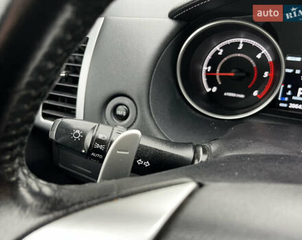 Серый Мицубиси Аутлендер, объемом двигателя 2.2 л и пробегом 206 тыс. км за 11999 $, фото 24 на Automoto.ua