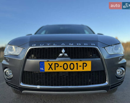 Серый Мицубиси Аутлендер, объемом двигателя 2.2 л и пробегом 171 тыс. км за 12700 $, фото 14 на Automoto.ua