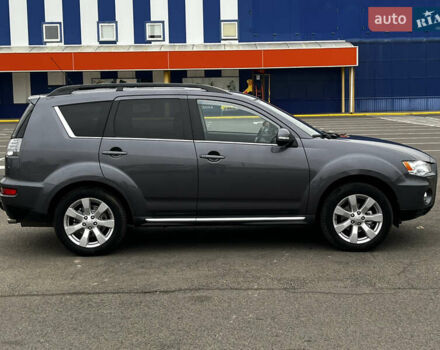 Серый Мицубиси Аутлендер, объемом двигателя 2.2 л и пробегом 206 тыс. км за 11999 $, фото 8 на Automoto.ua