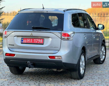 Серый Мицубиси Аутлендер, объемом двигателя 2.2 л и пробегом 188 тыс. км за 13500 $, фото 1 на Automoto.ua