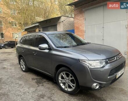 Серый Мицубиси Аутлендер, объемом двигателя 2.36 л и пробегом 136 тыс. км за 13300 $, фото 7 на Automoto.ua