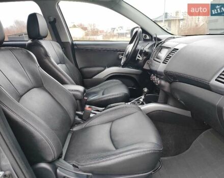 Сірий Міцубісі Аутлендер, об'ємом двигуна 2.2 л та пробігом 216 тис. км за 11250 $, фото 71 на Automoto.ua