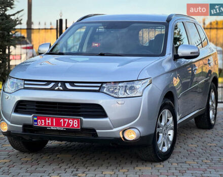Серый Мицубиси Аутлендер, объемом двигателя 2.2 л и пробегом 189 тыс. км за 12800 $, фото 2 на Automoto.ua