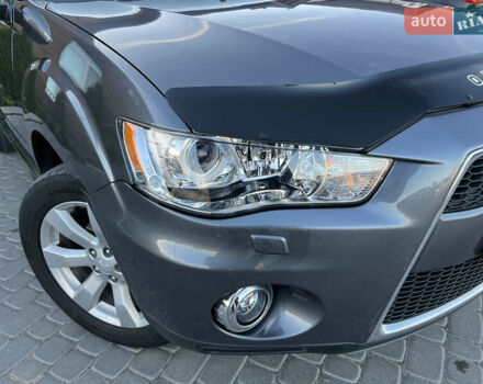 Серый Мицубиси Аутлендер, объемом двигателя 2.2 л и пробегом 186 тыс. км за 12350 $, фото 16 на Automoto.ua