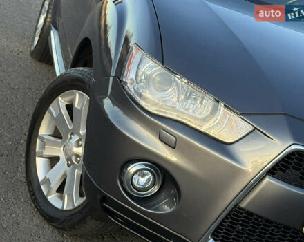 Серый Мицубиси Аутлендер, объемом двигателя 2.2 л и пробегом 171 тыс. км за 12700 $, фото 10 на Automoto.ua