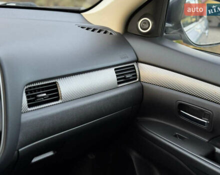 Серый Мицубиси Аутлендер, объемом двигателя 2.2 л и пробегом 188 тыс. км за 13500 $, фото 58 на Automoto.ua