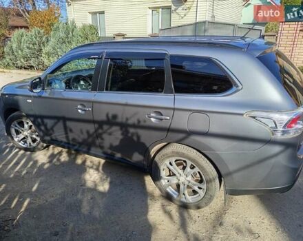 Серый Мицубиси Аутлендер, объемом двигателя 2.27 л и пробегом 240 тыс. км за 12150 $, фото 11 на Automoto.ua