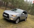 Серый Мицубиси Аутлендер, объемом двигателя 2.4 л и пробегом 240 тыс. км за 12300 $, фото 3 на Automoto.ua