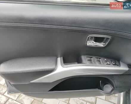 Сірий Міцубісі Аутлендер, об'ємом двигуна 2.2 л та пробігом 216 тис. км за 11250 $, фото 56 на Automoto.ua