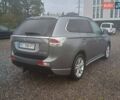 Серый Мицубиси Аутлендер, объемом двигателя 2.27 л и пробегом 232 тыс. км за 12500 $, фото 9 на Automoto.ua