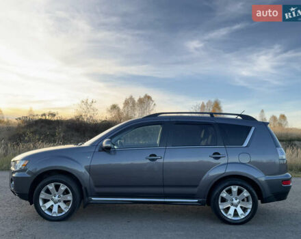 Серый Мицубиси Аутлендер, объемом двигателя 2.2 л и пробегом 171 тыс. км за 12700 $, фото 32 на Automoto.ua