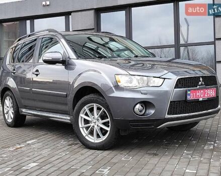Сірий Міцубісі Аутлендер, об'ємом двигуна 2.2 л та пробігом 216 тис. км за 11250 $, фото 7 на Automoto.ua