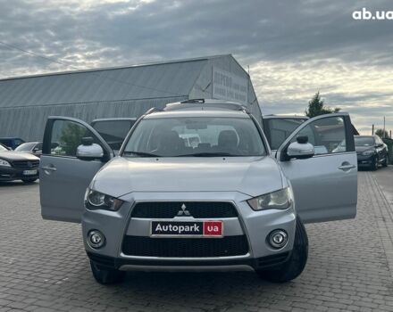 Мицубиси Аутлендер 2012 в Львове на Automoto.ua Серый Мицубиси Аутлендер, объемом двигателя 2.2 л и пробегом 169 тыс. км за 14500 $, фото 17 на Automoto.ua