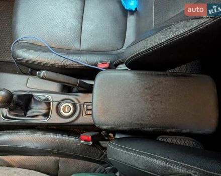 Серый Мицубиси Аутлендер, объемом двигателя 2.27 л и пробегом 232 тыс. км за 12500 $, фото 20 на Automoto.ua