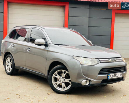 Серый Мицубиси Аутлендер, объемом двигателя 2.36 л и пробегом 131 тыс. км за 11800 $, фото 8 на Automoto.ua