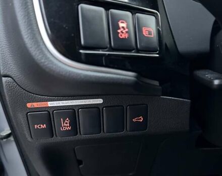 Серый Мицубиси Аутлендер, объемом двигателя 2.2 л и пробегом 190 тыс. км за 14950 $, фото 29 на Automoto.ua