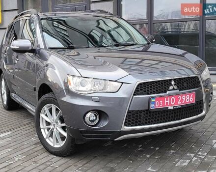 Сірий Міцубісі Аутлендер, об'ємом двигуна 2.2 л та пробігом 216 тис. км за 11250 $, фото 6 на Automoto.ua