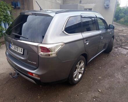 Сірий Міцубісі Аутлендер, об'ємом двигуна 2.3 л та пробігом 248 тис. км за 11550 $, фото 9 на Automoto.ua