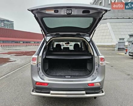 Серый Мицубиси Аутлендер, объемом двигателя 2.4 л и пробегом 72 тыс. км за 15900 $, фото 40 на Automoto.ua