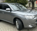 Серый Мицубиси Аутлендер, объемом двигателя 2 л и пробегом 285 тыс. км за 14700 $, фото 2 на Automoto.ua